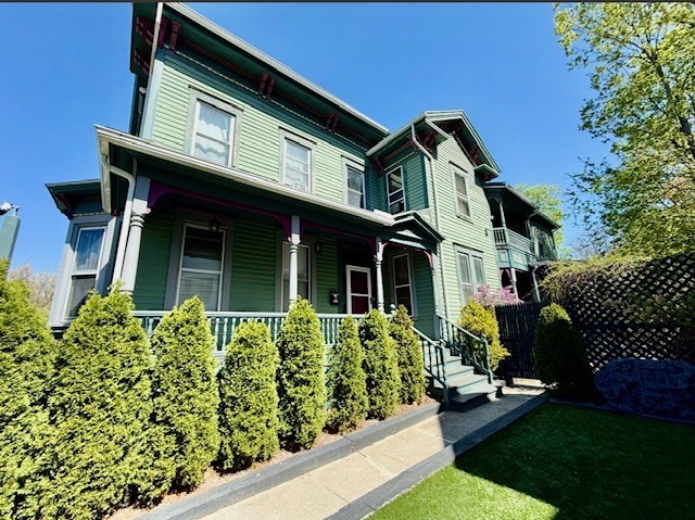 127 Thompson St., Springfield, MA 01109