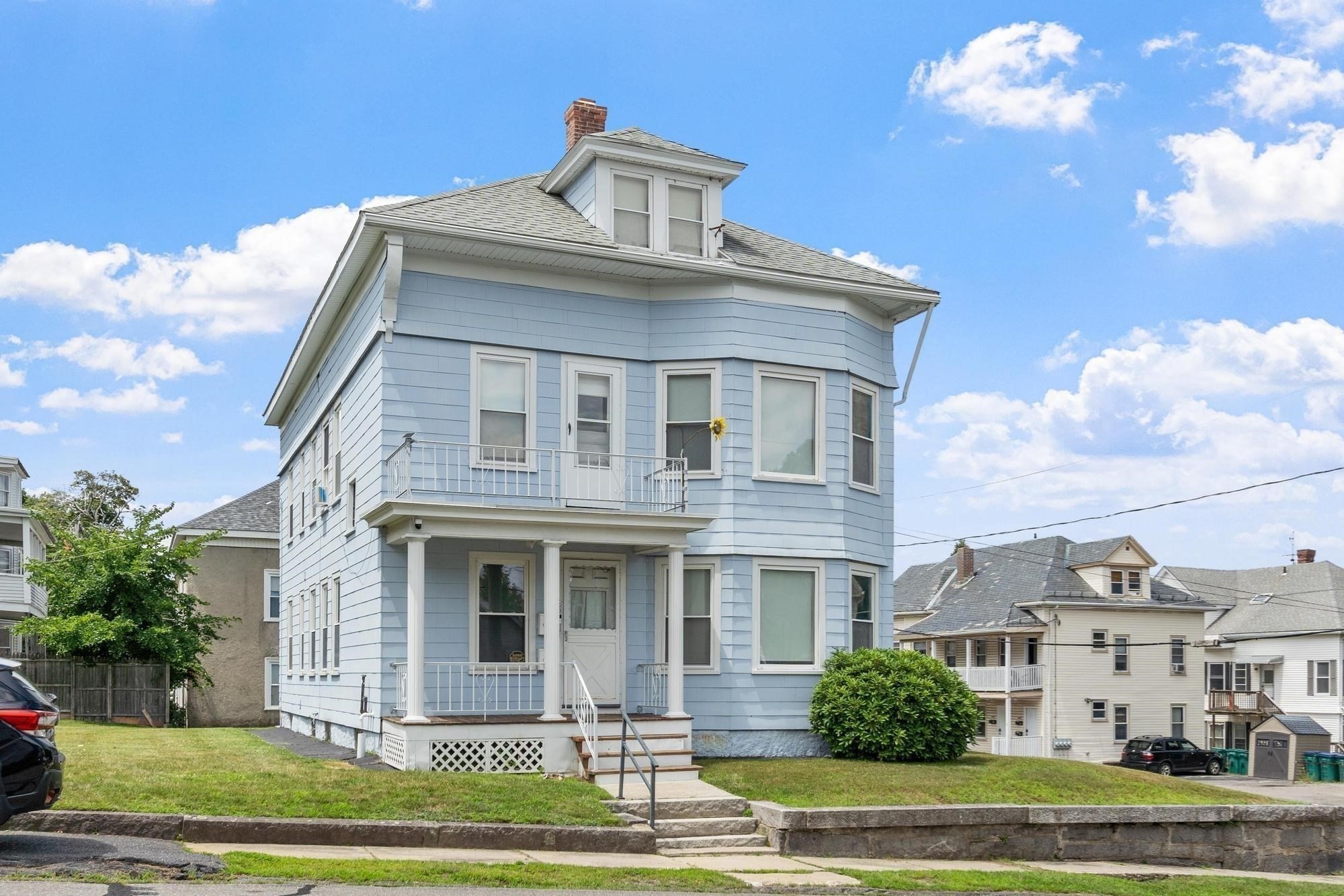 3 Marion St, Fitchburg, MA 01420