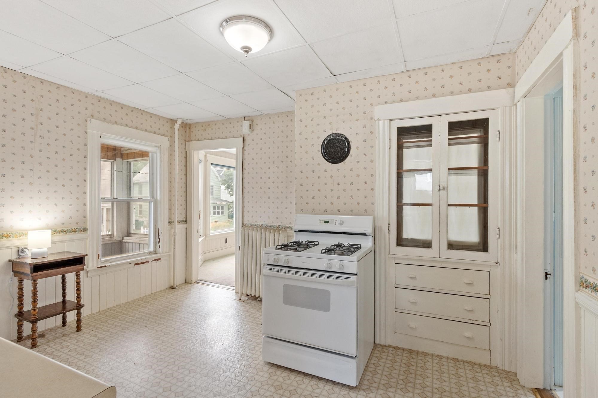 3 Marion St, Fitchburg, MA 01420 - Image 17