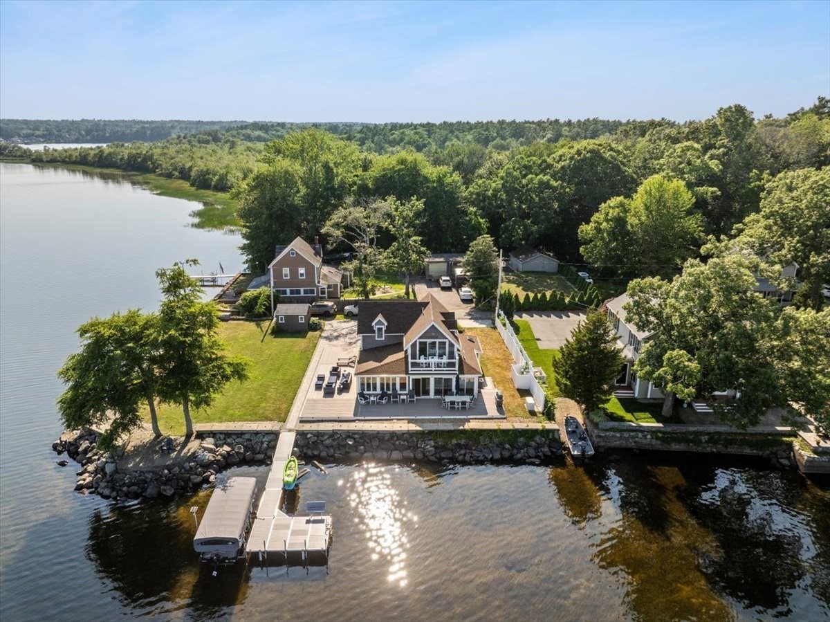 123 Nelsons Grove Road, Lakeville, MA 02347