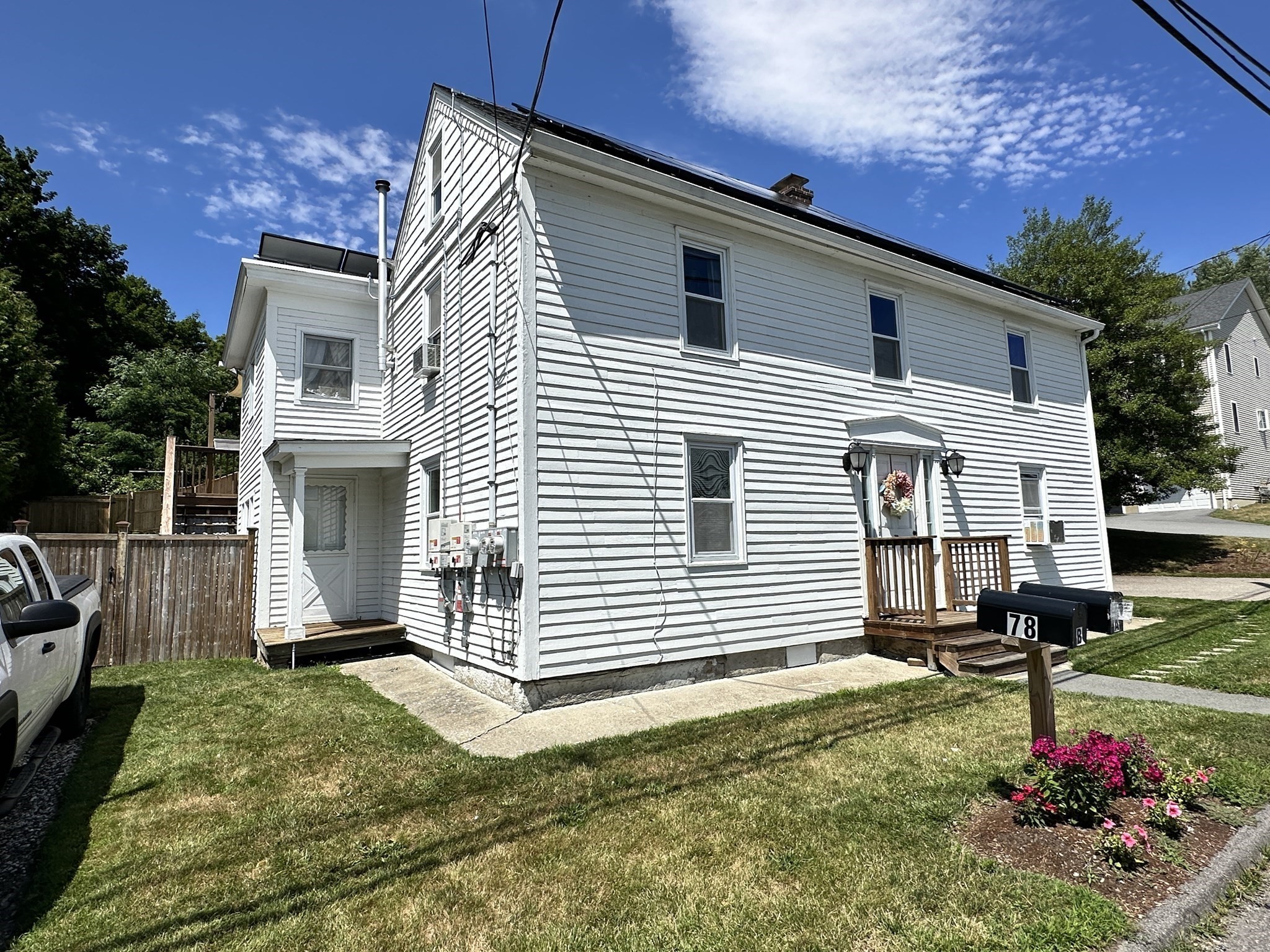 78 Upland St, Worcester, MA 01604