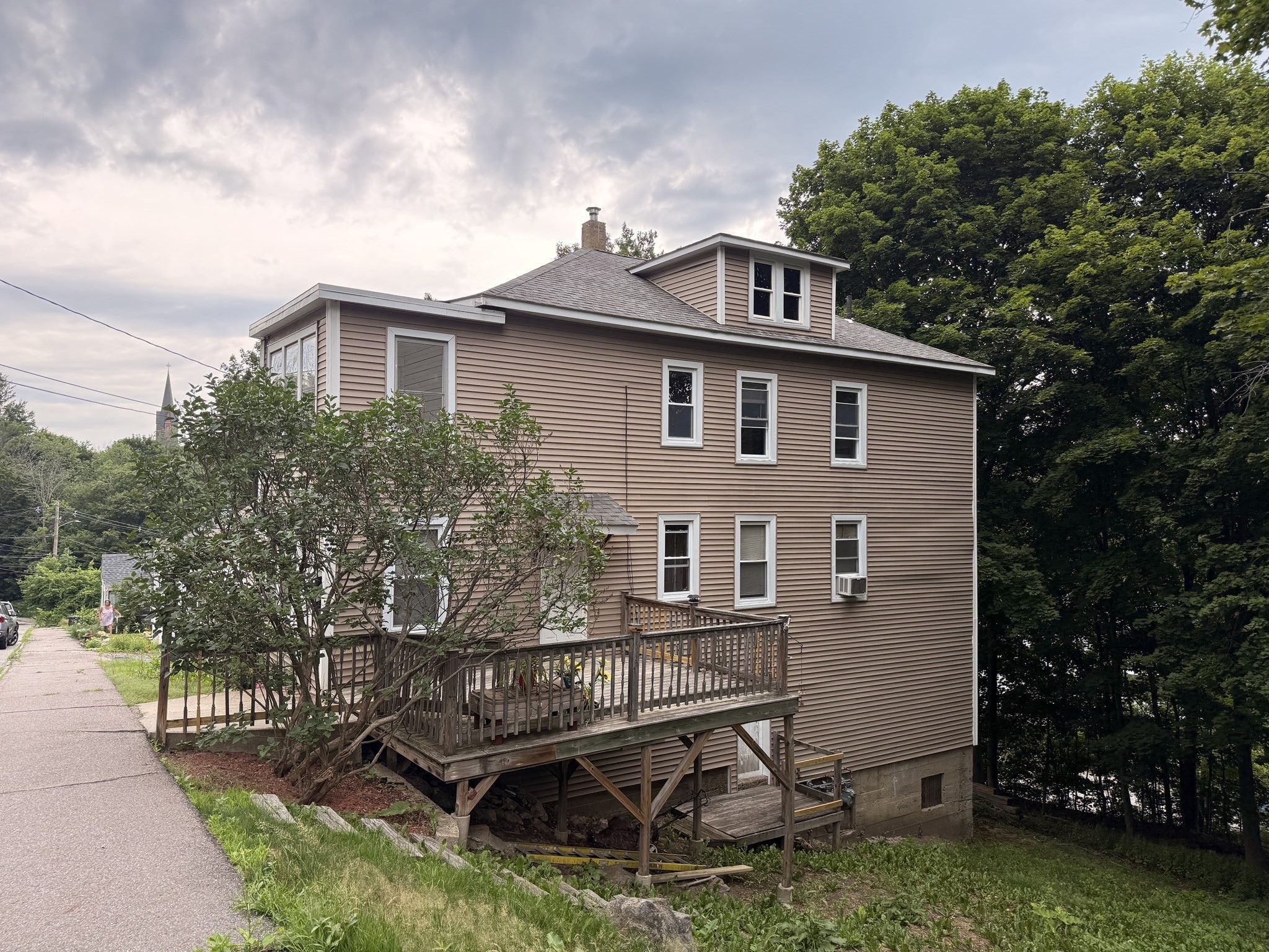 105 Grant St, Gardner, MA 01440 - Image 3