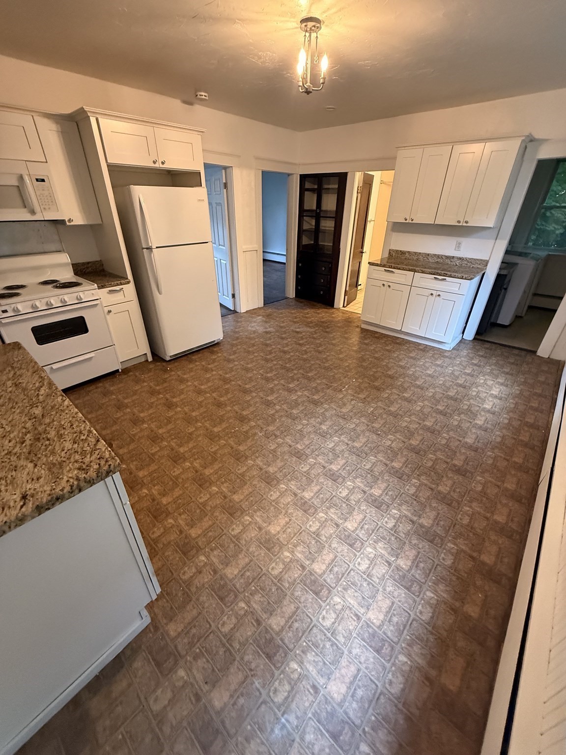 105 Grant St, Gardner, MA 01440 - Image 6