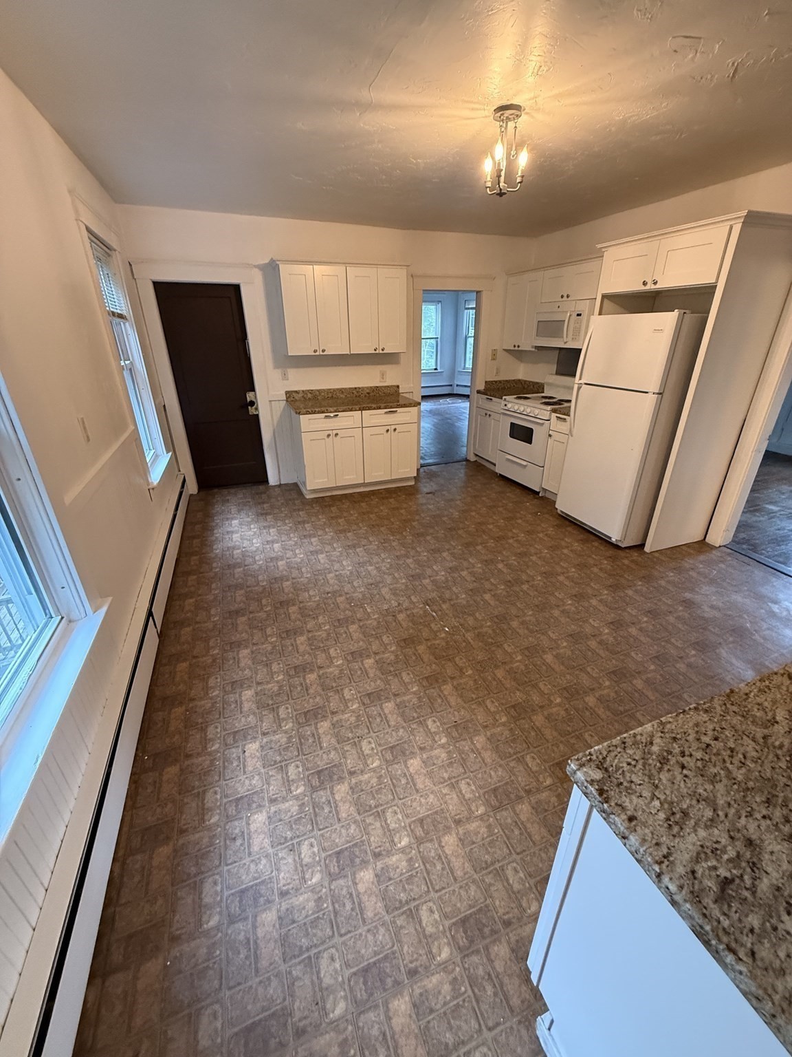 105 Grant St, Gardner, MA 01440 - Image 7