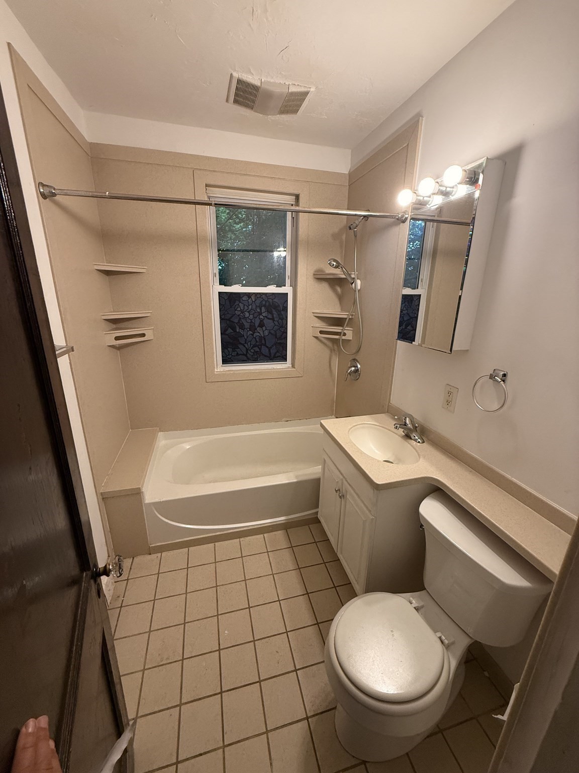 105 Grant St, Gardner, MA 01440 - Image 9