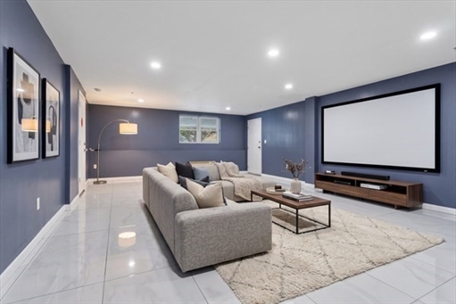 30 Franklin St, Apt 116