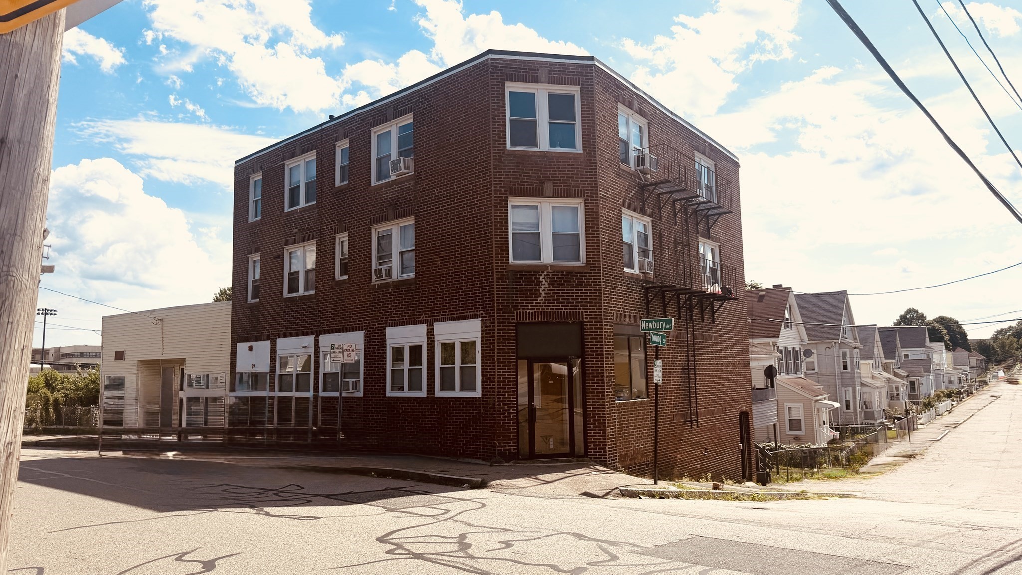 99 Newbury Ave, Quincy, MA 02171
