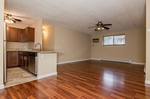 43 Burnham St, Apt A1