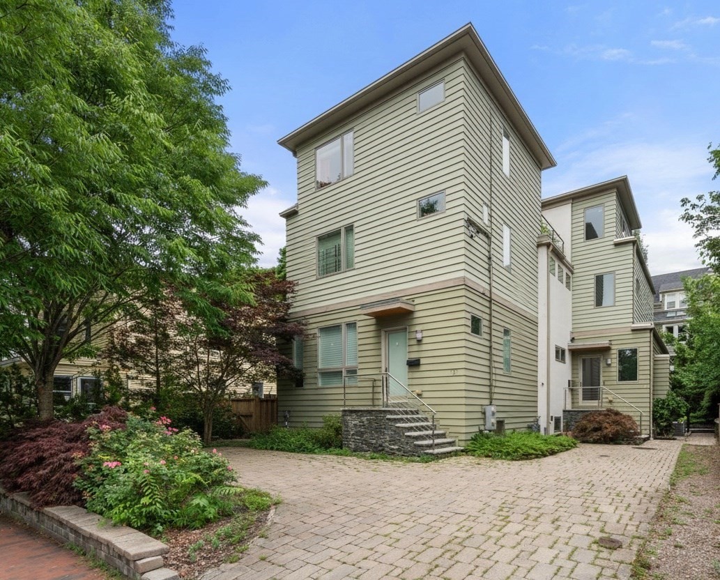 149 Raymond Street Unit 149, Cambridge, MA 02140