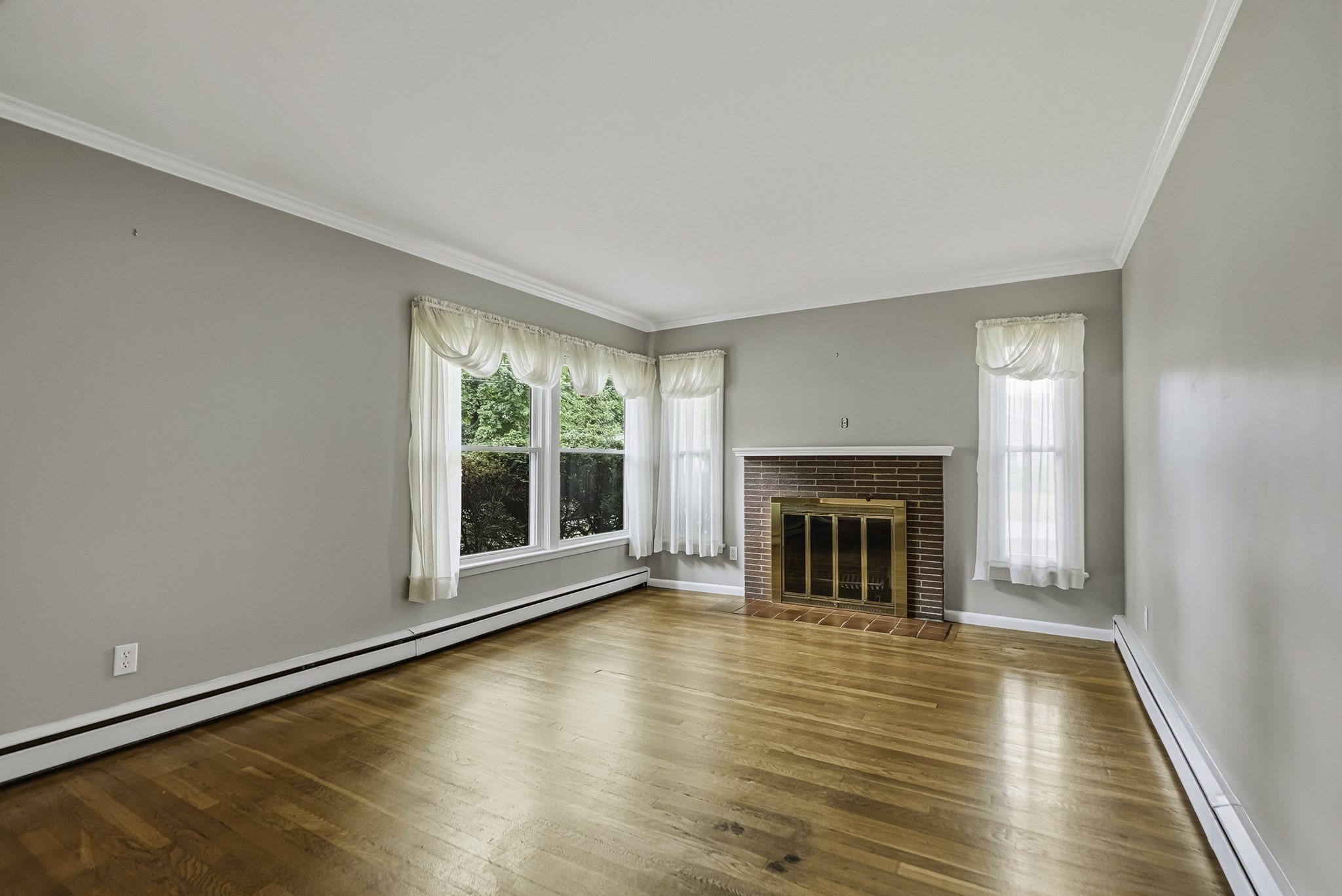 6 Charles St, Wayland, MA 01778 - Image 3