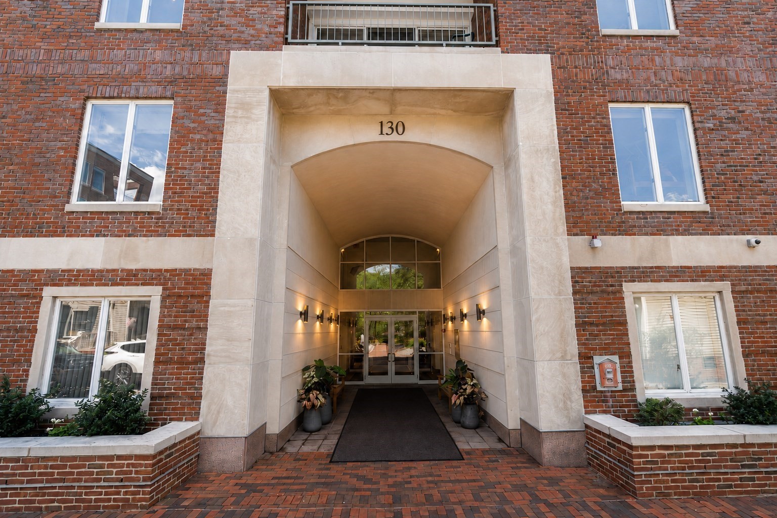 130 Mount Auburn St Unit 110, Cambridge, MA 02138