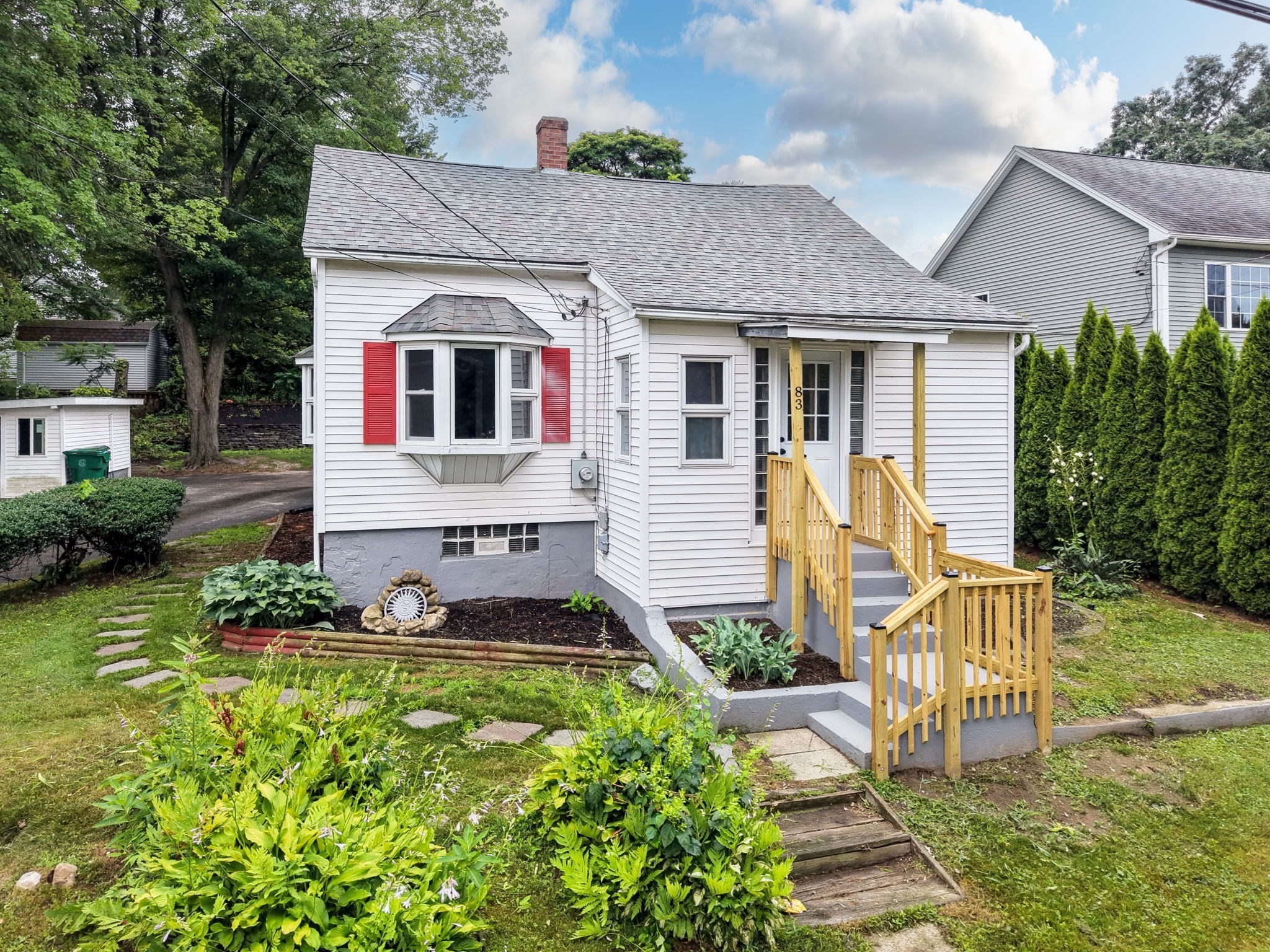 83 Rolf Ave, Chicopee, MA 01020