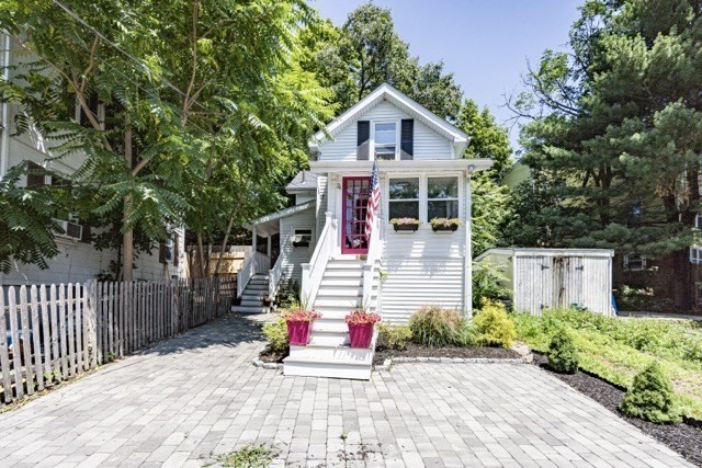 26 Carlson St, Quincy, MA 02169