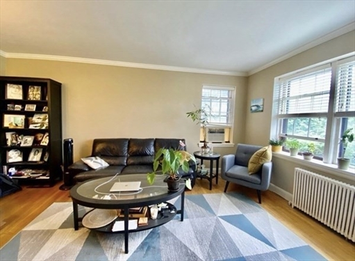 12 Kilsyth Terrace, Apt 42