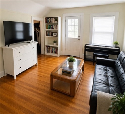 71 Aldie Street, Apt 3