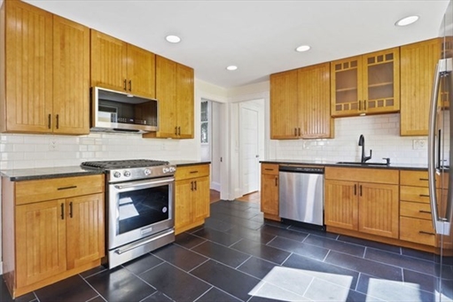 30 Tuttle St., Apt 2