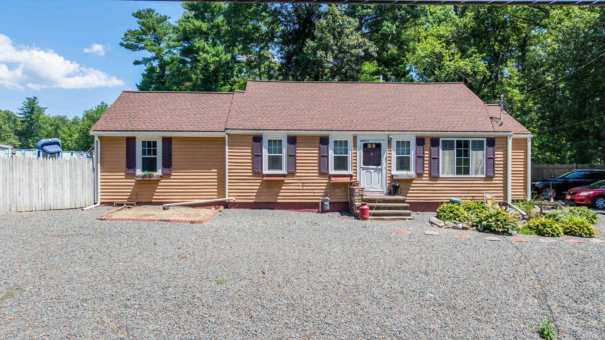 85 Alfred Lord Blvd, Taunton, MA 02780