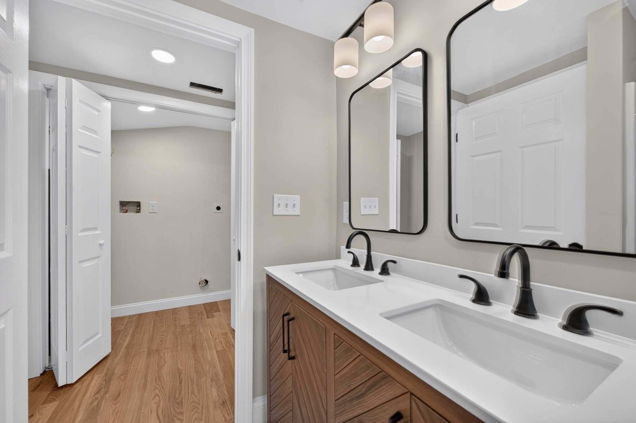 69 Orient St, Worcester, MA 01604 - Image 11