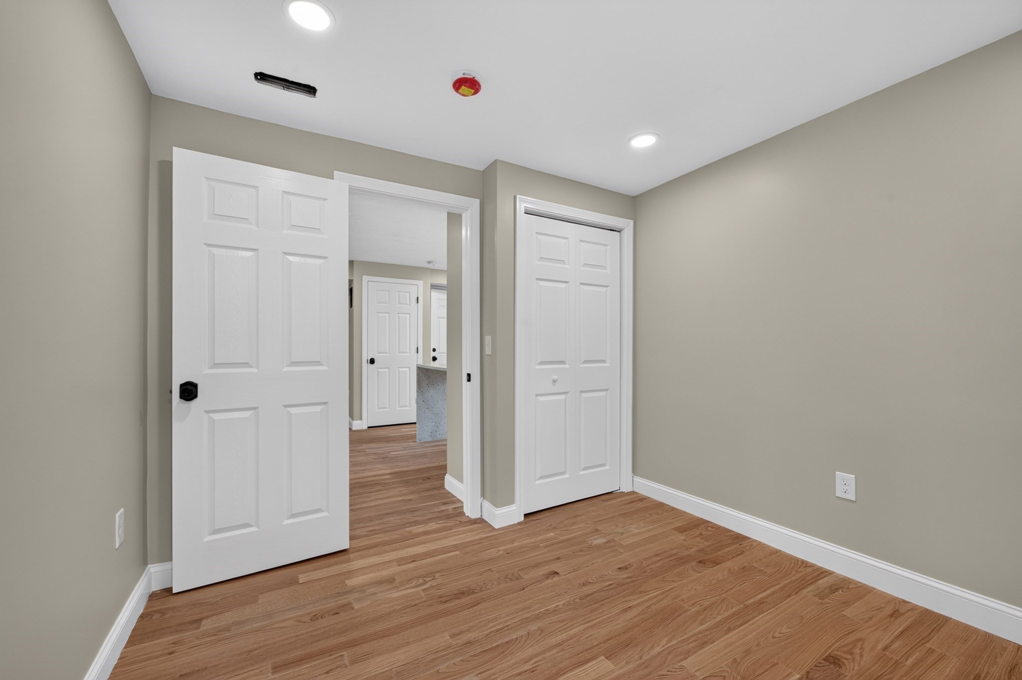 69 Orient St, Worcester, MA 01604 - Image 28