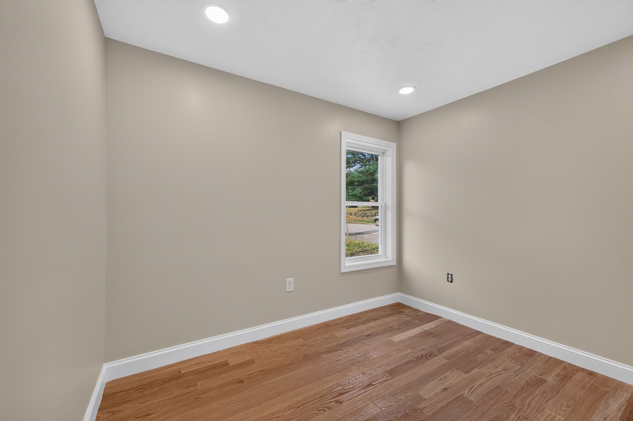 69 Orient St, Worcester, MA 01604 - Image 29