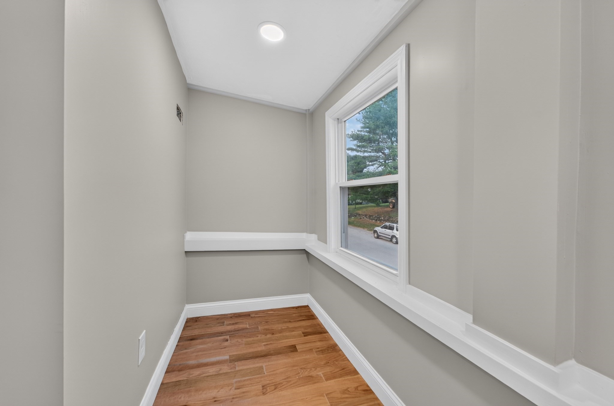 69 Orient St, Worcester, MA 01604 - Image 6