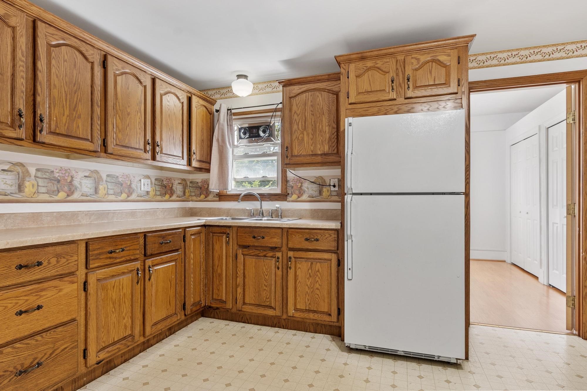205 Pine St, Gardner, MA 01440 - Image 13