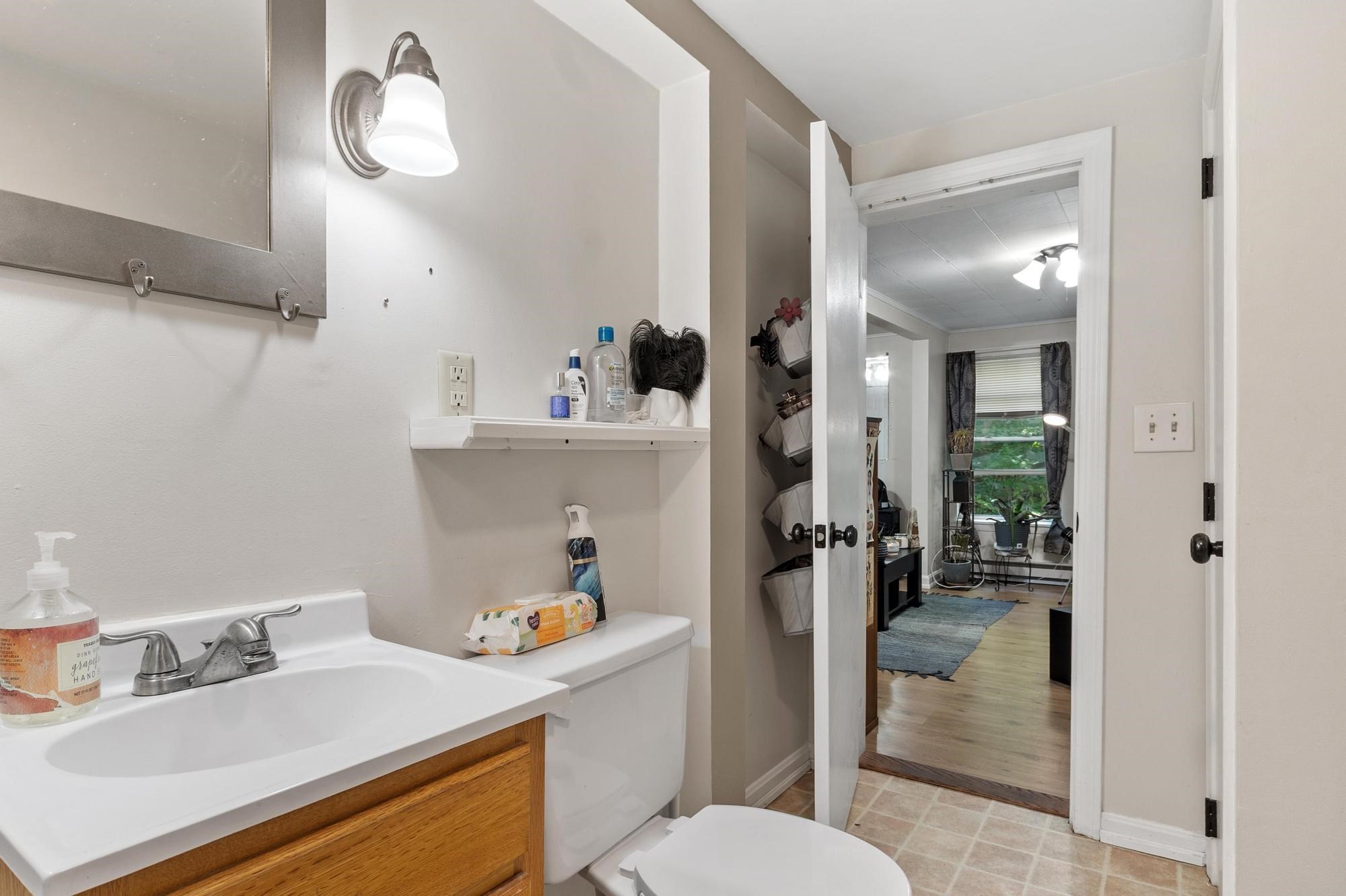 205 Pine St, Gardner, MA 01440 - Image 32