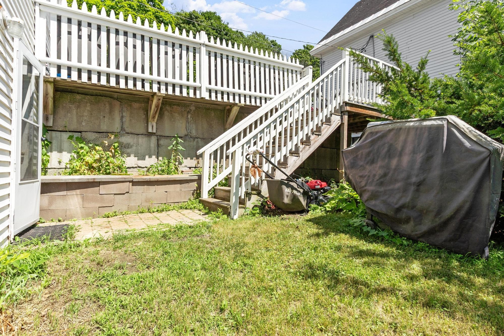 205 Pine St, Gardner, MA 01440 - Image 6