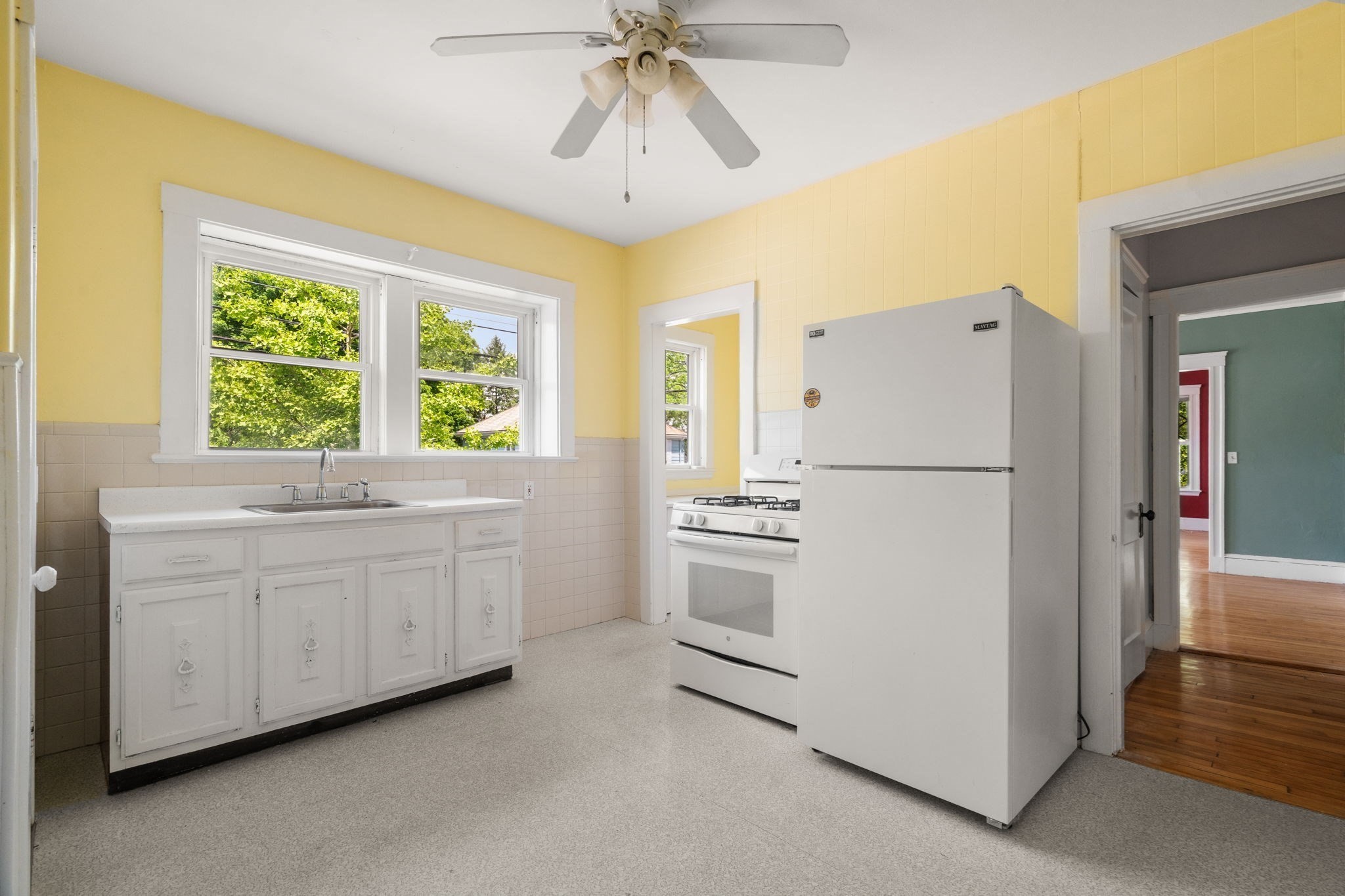 28 Appleton St, Watertown, MA 02472 - Image 16