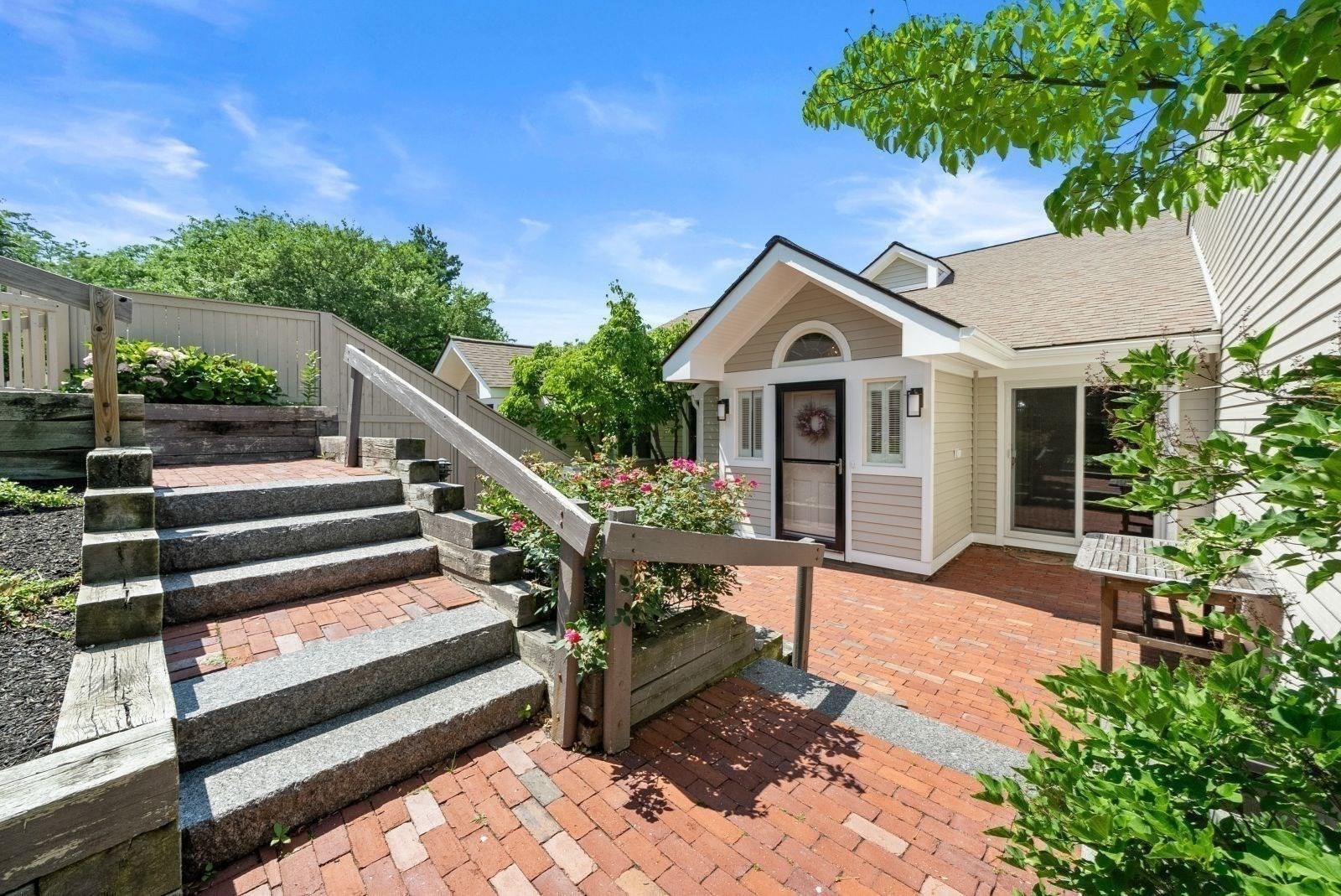 85 Algonquin Road Unit 85, Newton, MA 02467