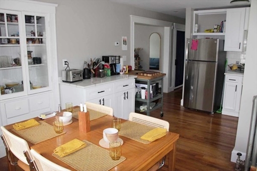 58 Parkway Crescent, Apt 2