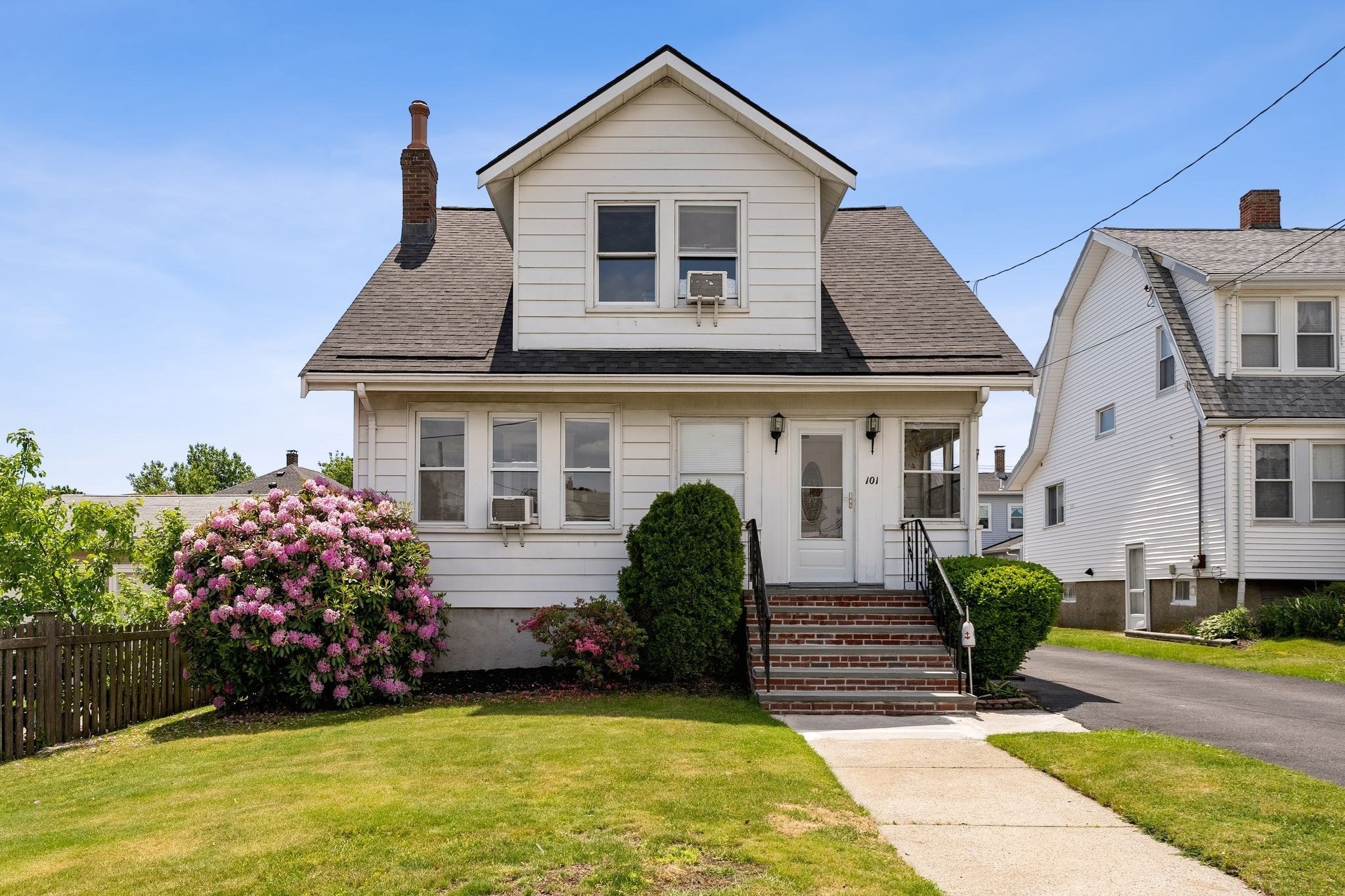 101 Bayfield Rd S, Quincy, MA 02171