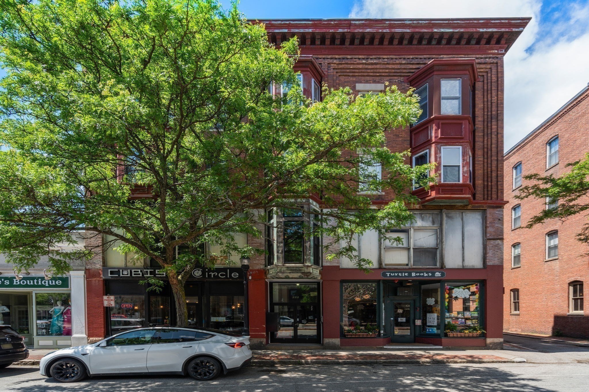 220 Washington Street Unit 3, Brookline, MA 02445