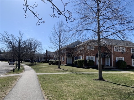 145 Emerson Gardens Rd, Apt 145