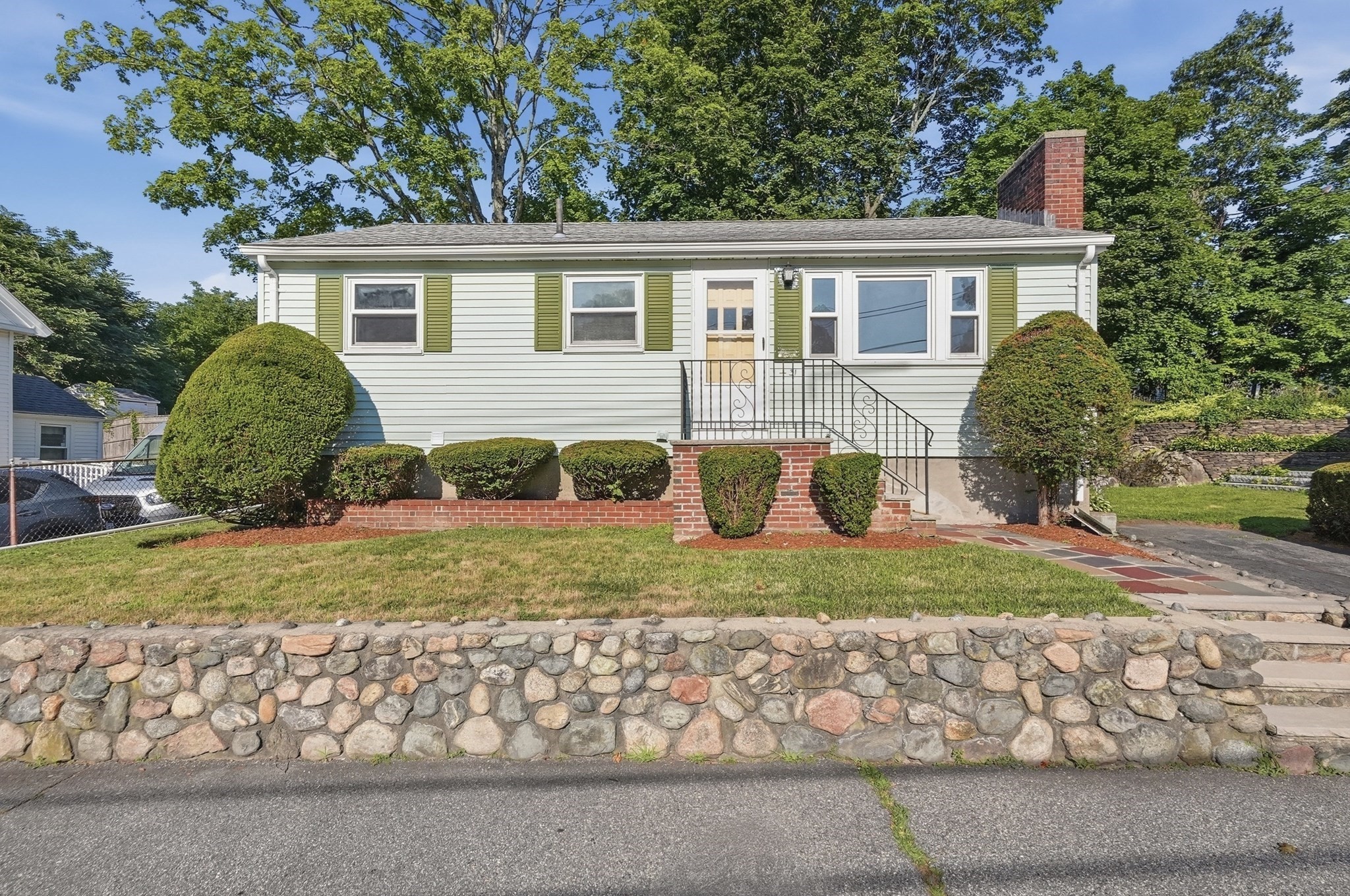 31 Eastern Avenue, Woburn, MA 01801