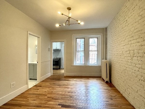13 Anderson Street, Apt 1