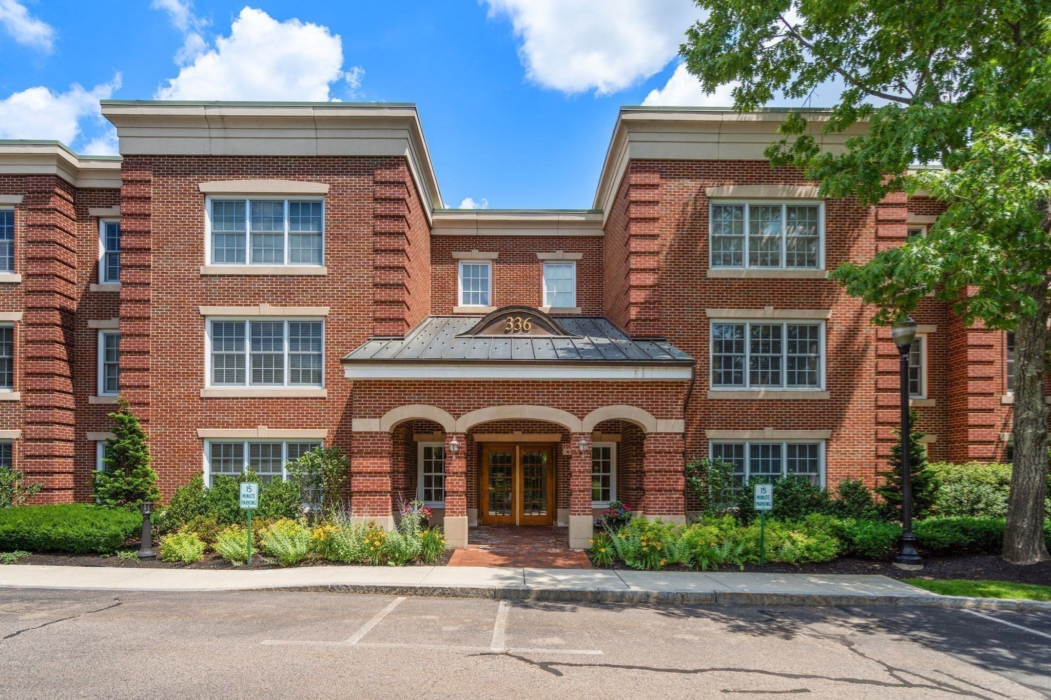 336 Boylston Street Unit Unit 102, Newton, MA 02459