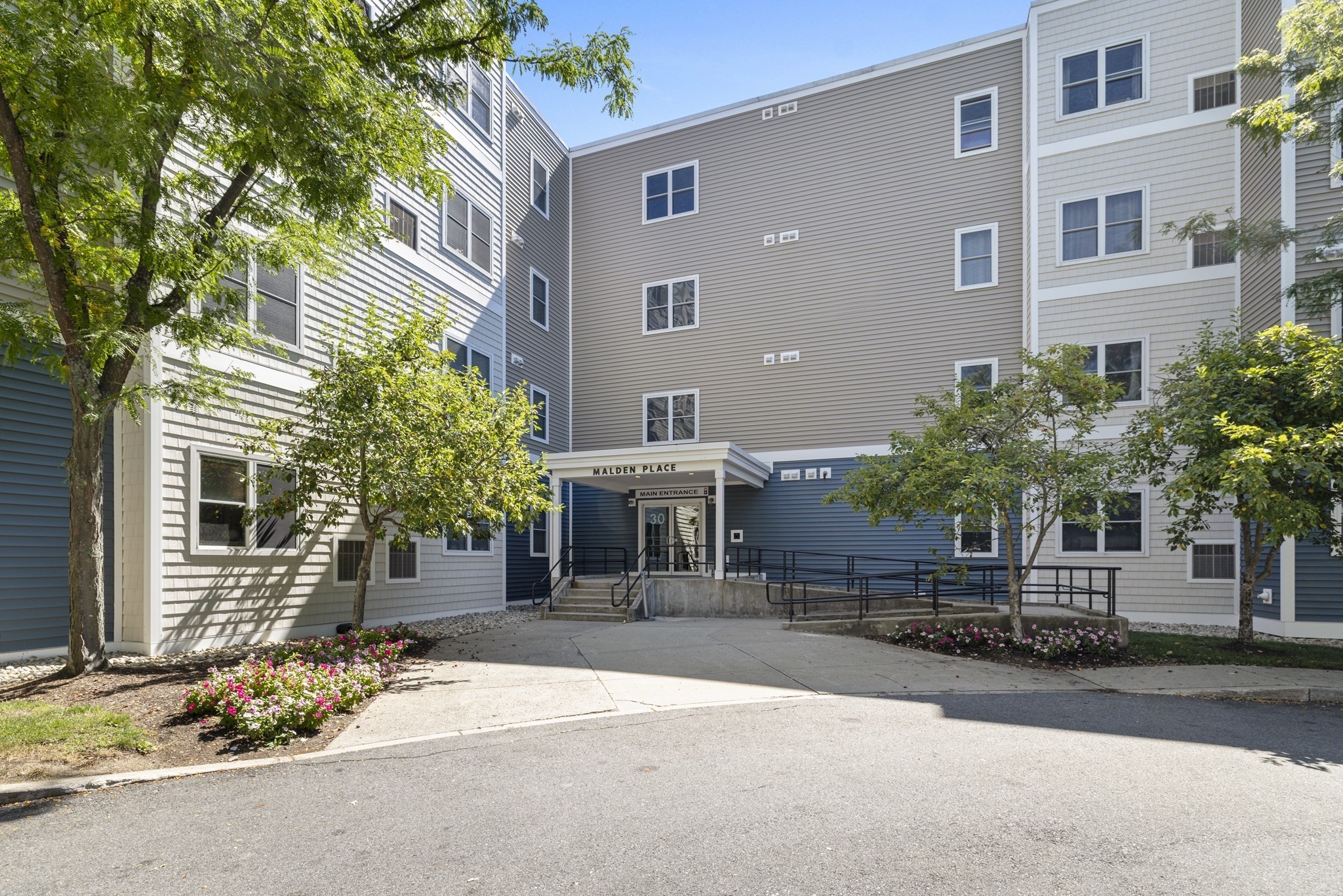 30 Franklin St Unit 312, Malden, MA 02148