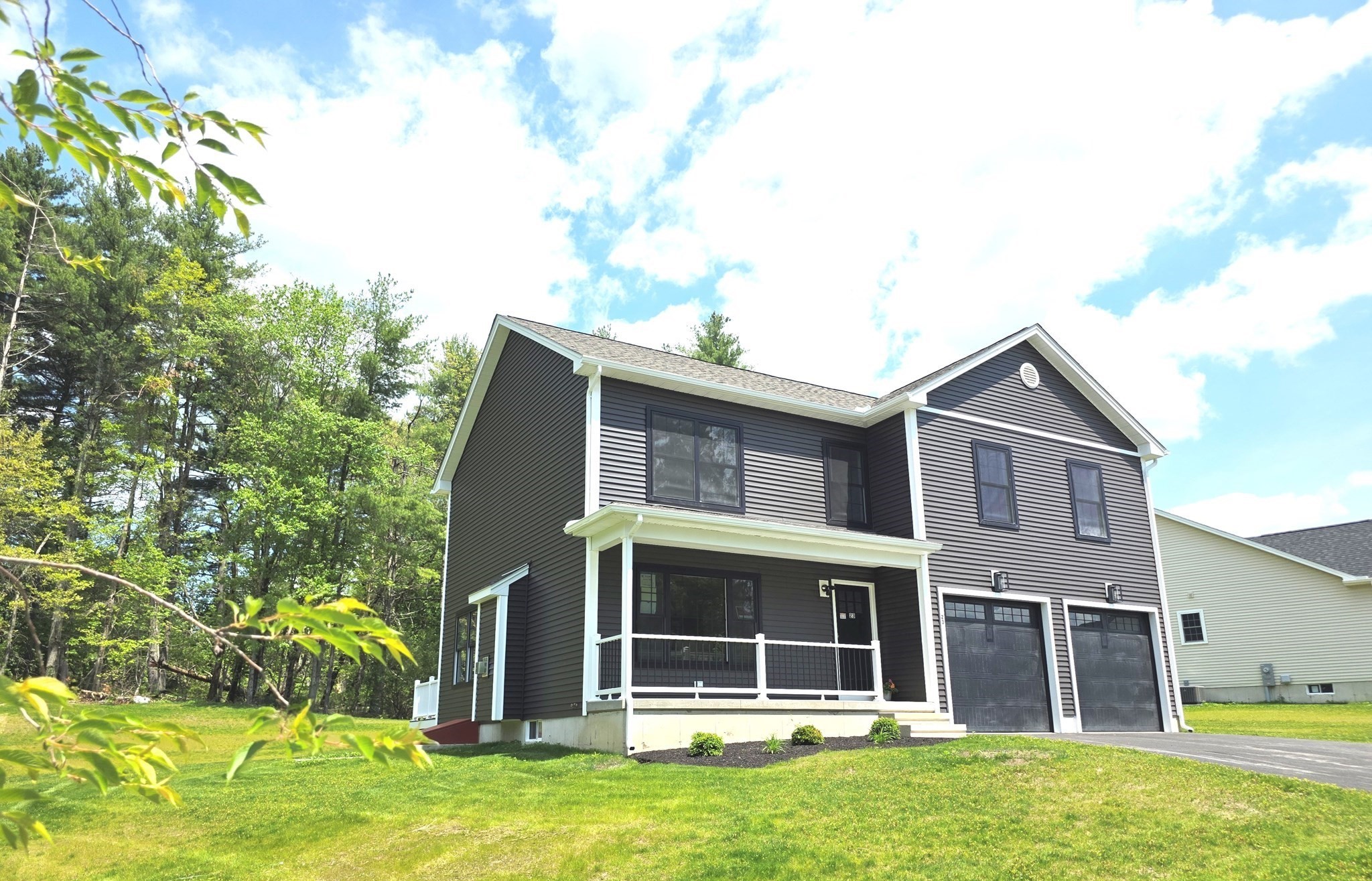23 High Bluff, Belchertown, MA 01007