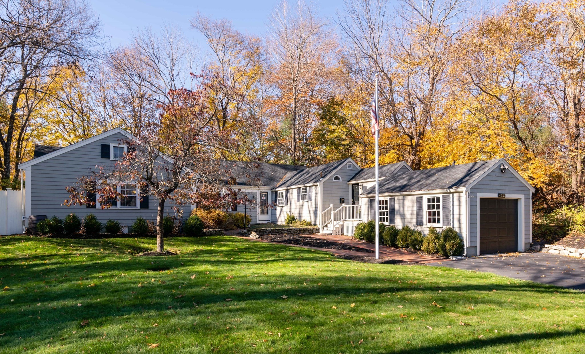 485 Main St, Hingham, MA 02043