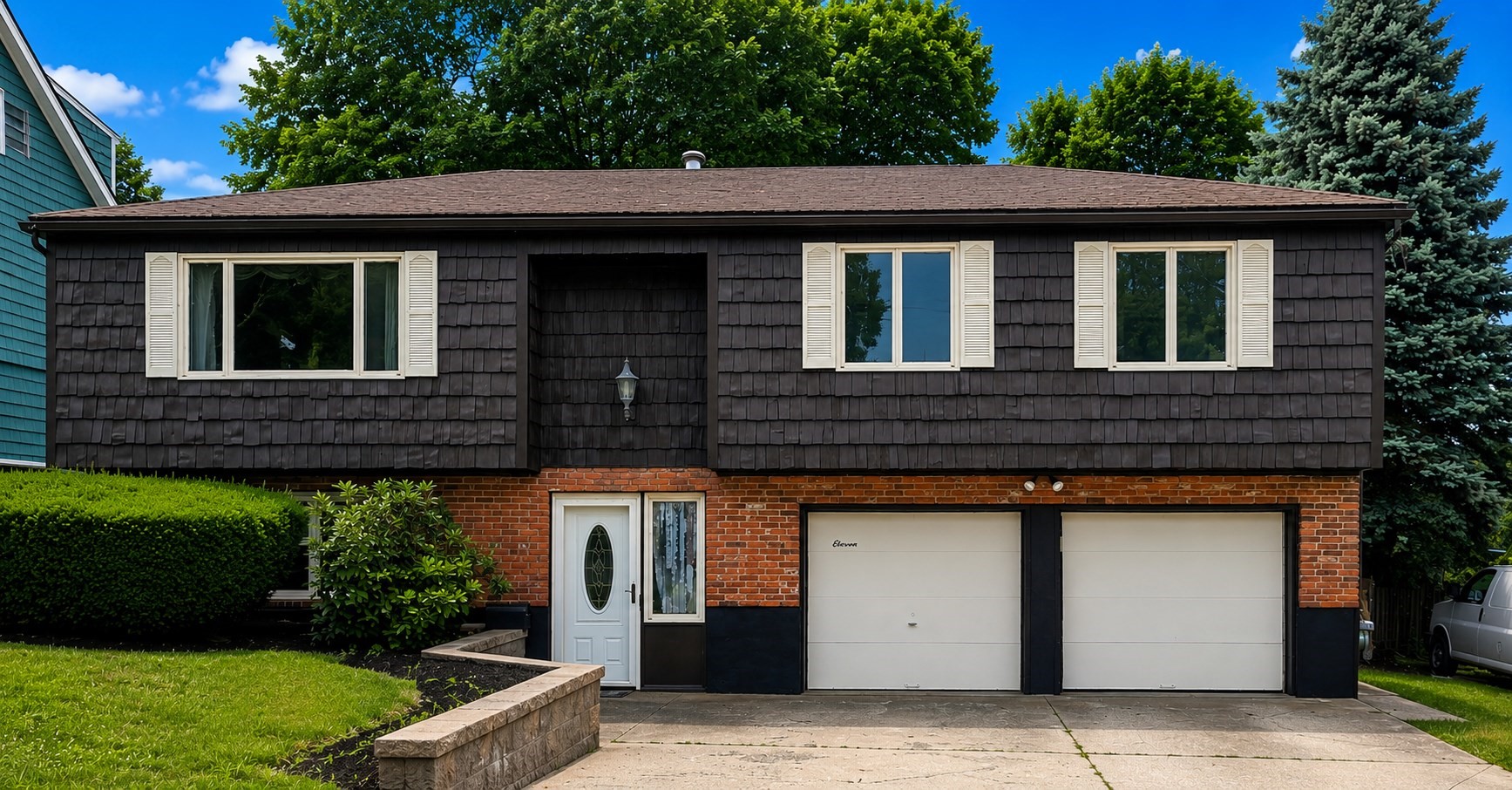 11 Bristol Ave, Swampscott, MA 01907