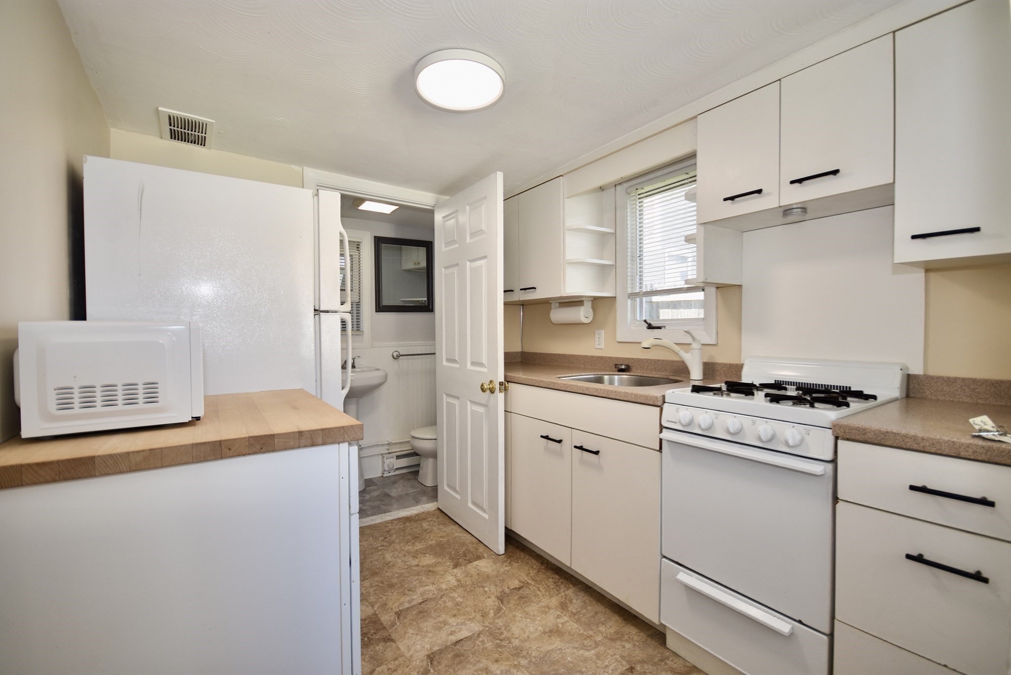 14 Longwood Ave, Wareham, MA 02558 - Image 24
