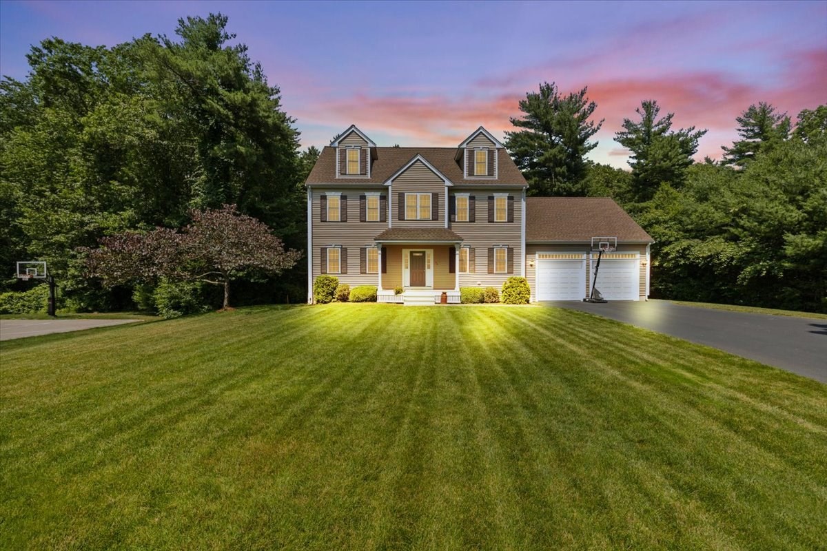 45 White Pines Rd, Bridgewater, MA 02324