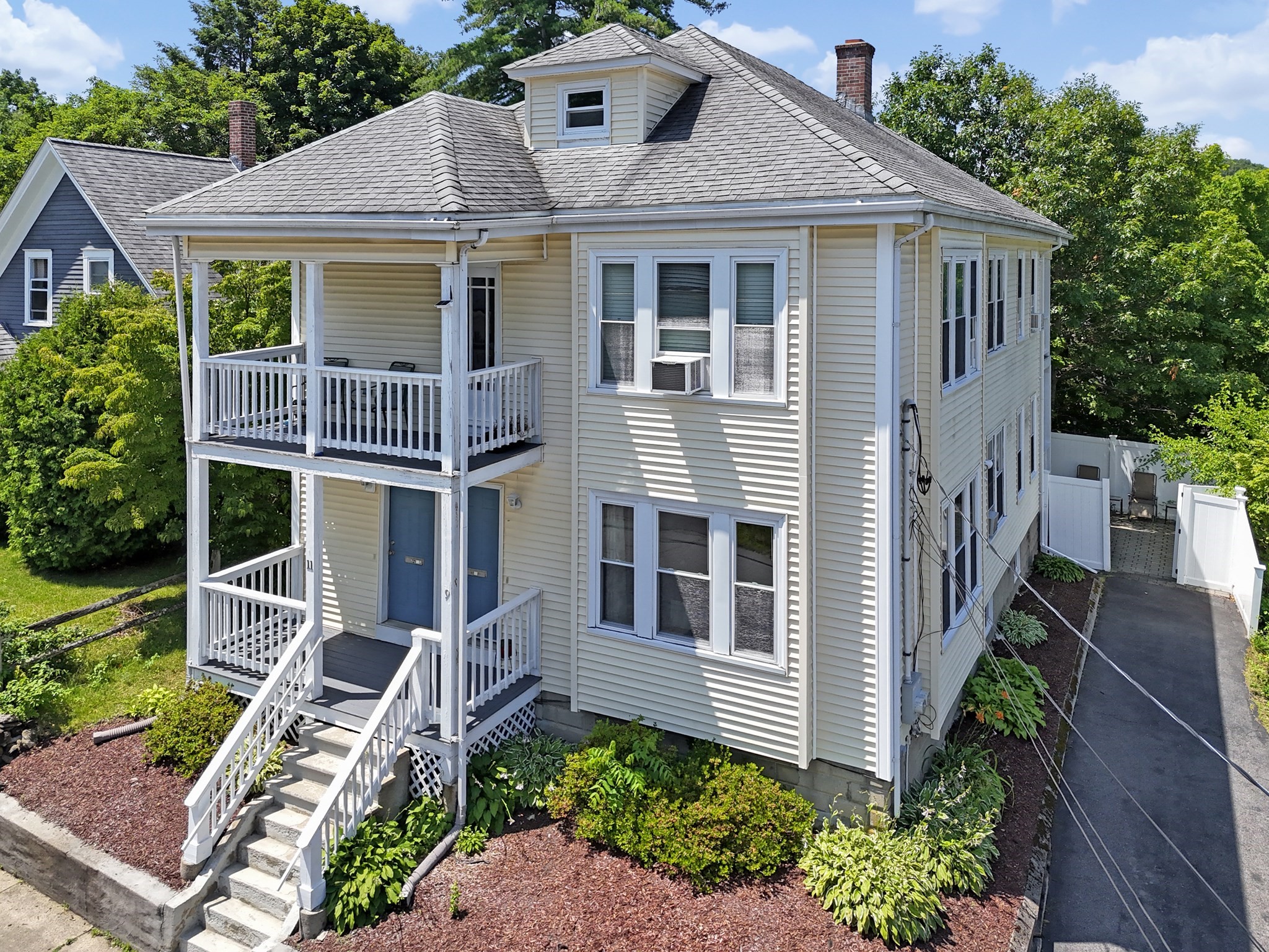 9 Warren St, Fitchburg, MA 01420