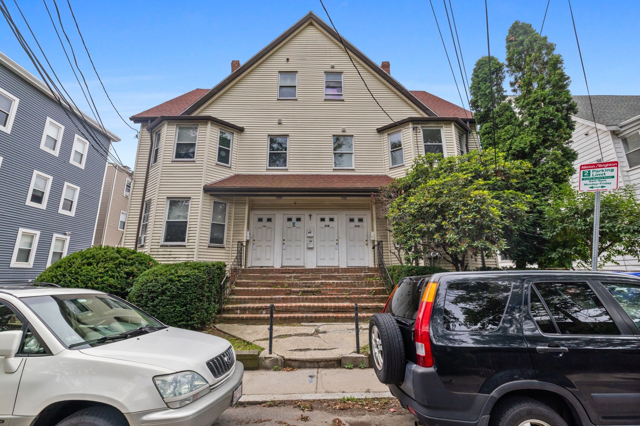 31 Lothrop St, Lower Allston, Boston, MA 02135