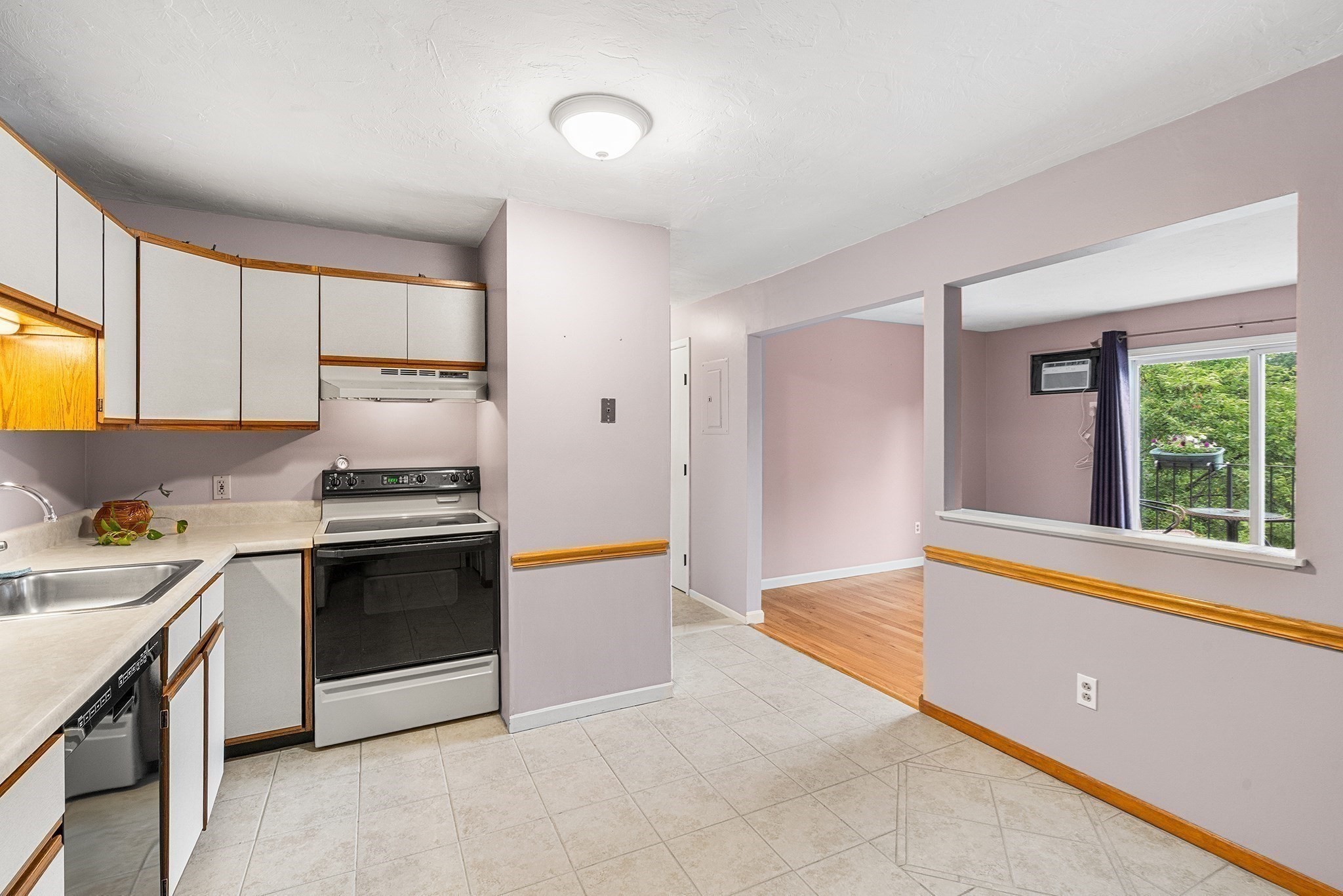 6 Apricot St Unit 10, Worcester, MA 01603 - Image 3