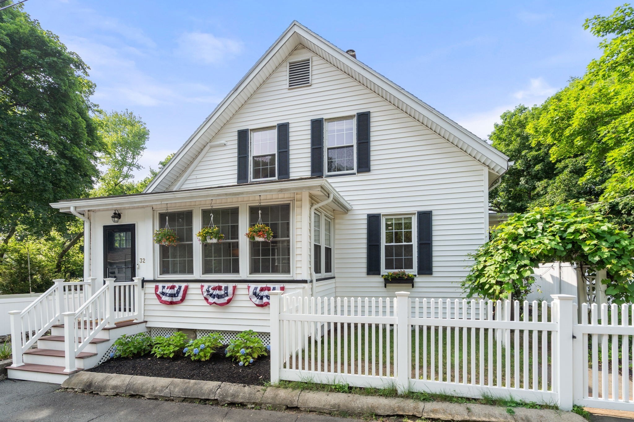 32 Stocker Avenue, Lynn, MA 01904
