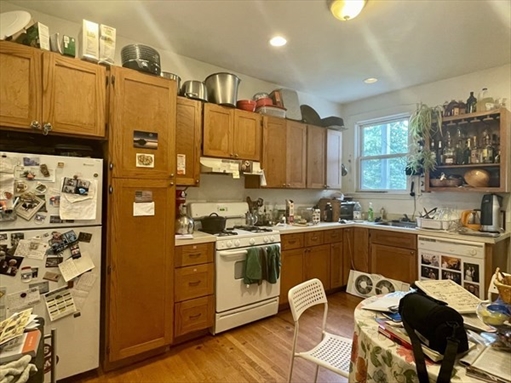 415 Somerville Ave, Apt 1