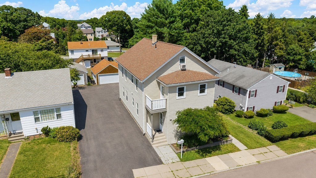 74 California St, Fall River, MA 02723