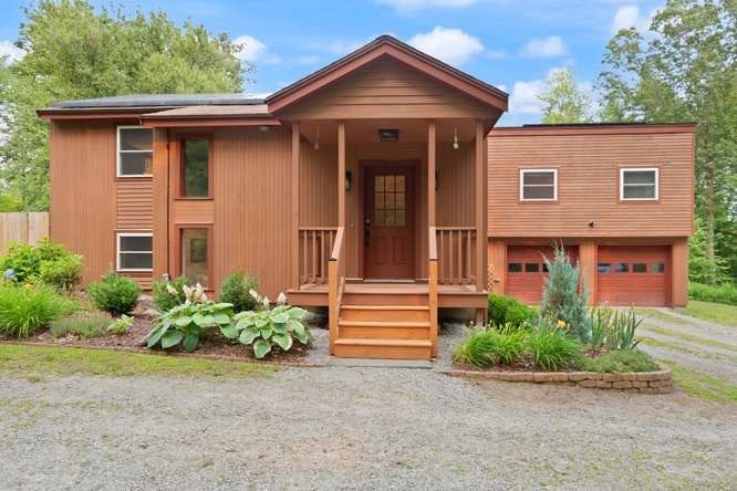 75 South Rd, Pepperell, MA 01463